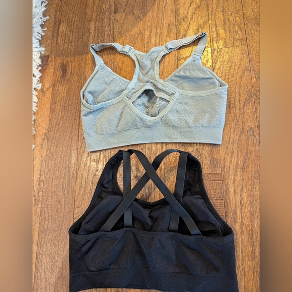 Puma Sports Bras, Training Bras, 2 Bras Black & Gray Youth XL Ladies XS/S - Picture 4 of 6